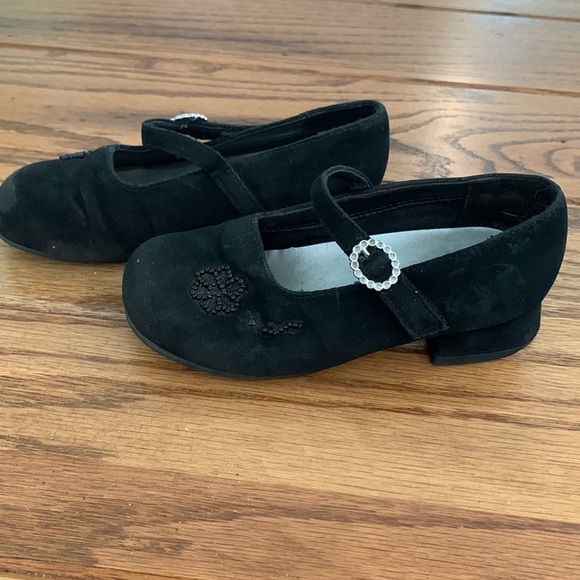 4 pair toddler girls size 8 shoes - Picture 10 of 16